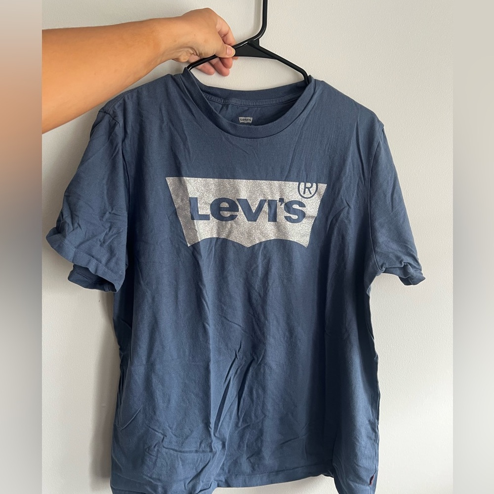 Levi's limited edition blue T-Shirt